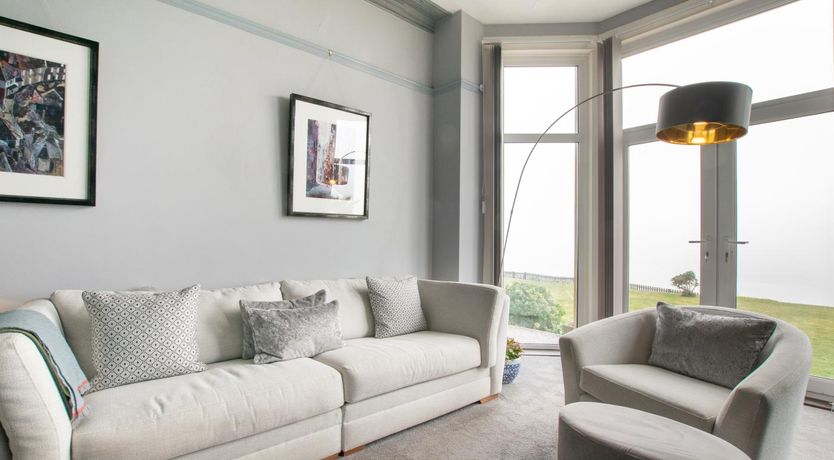 Photo of 2 Bed in Langland