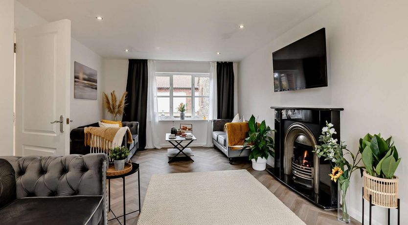 Photo of 5 Bed in Mundesley