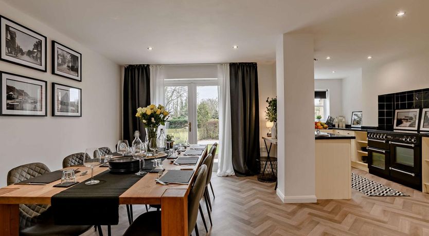 Photo of 5 Bed in Mundesley