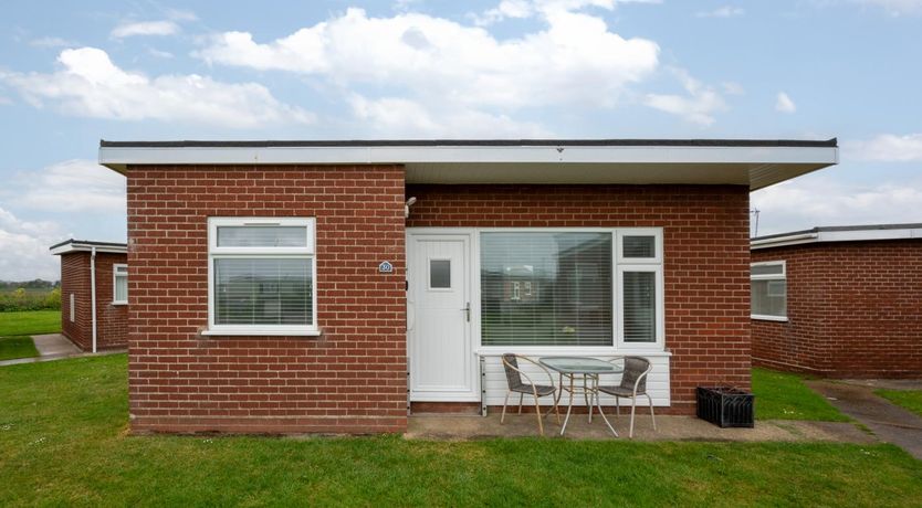 Photo of 2 Bed in Walcott