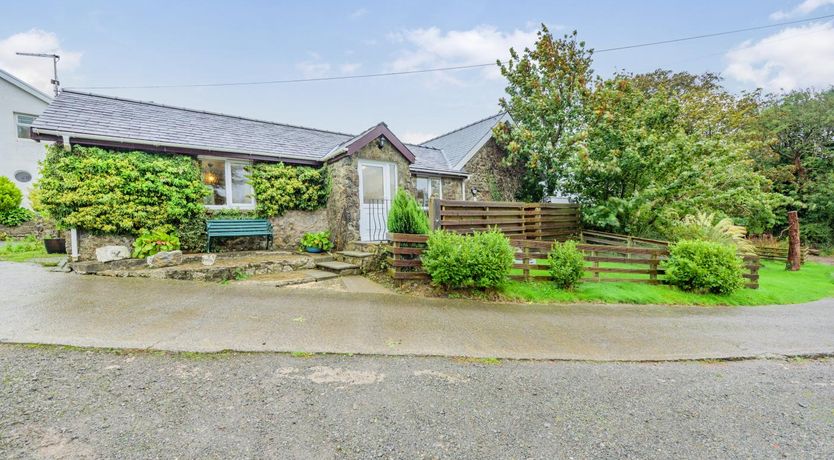 Photo of 2 Bed in Tenby