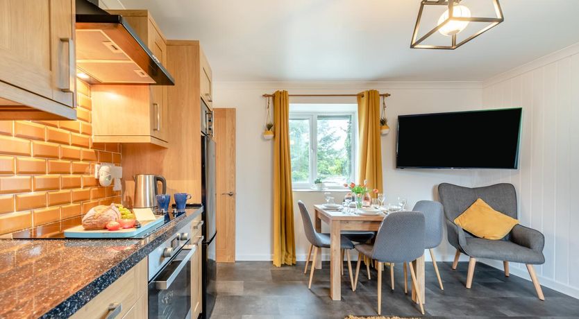 Photo of 2 Bed in Tenby
