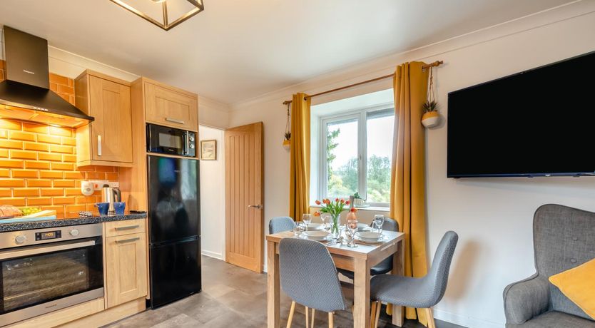 Photo of 2 Bed in Tenby