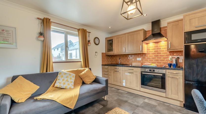 Photo of 2 Bed in Tenby