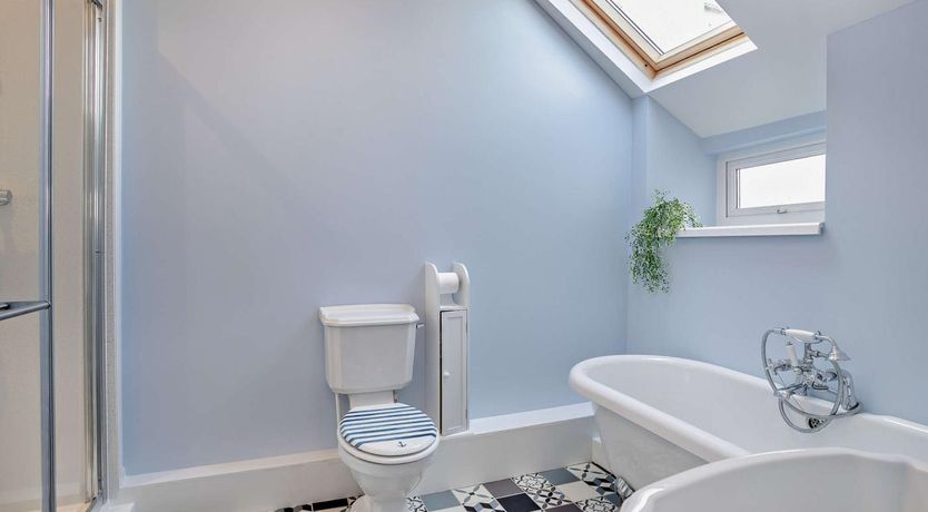 Photo of 2 Bed in Mumbles