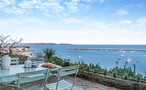 Photo of 3 Bed in Brixham