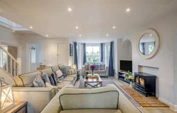6 Bed in Bacton Holiday Home