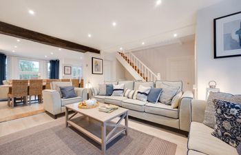6 Bed in Bacton Holiday Home