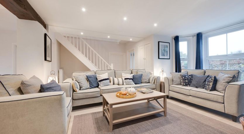 Photo of 6 Bed in Bacton