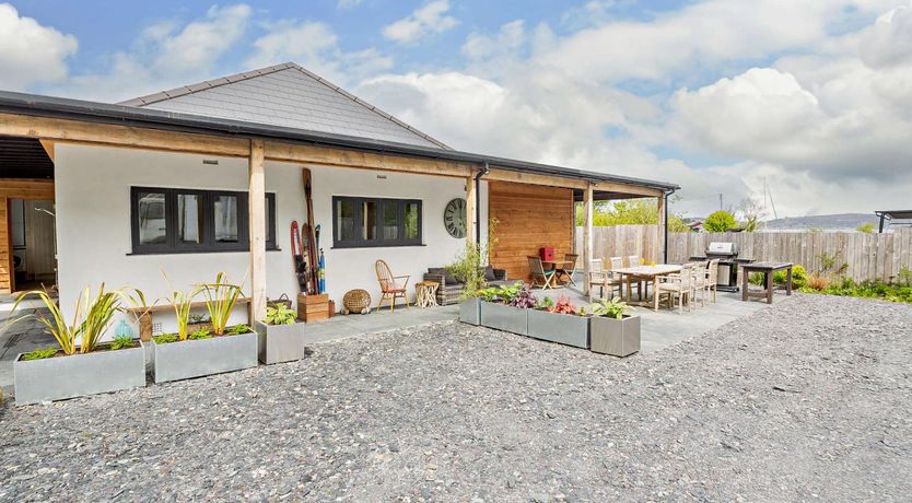 Photo of 3 Bed in Bwlchtocyn