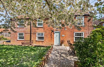 2 Bed in Holt Holiday Home