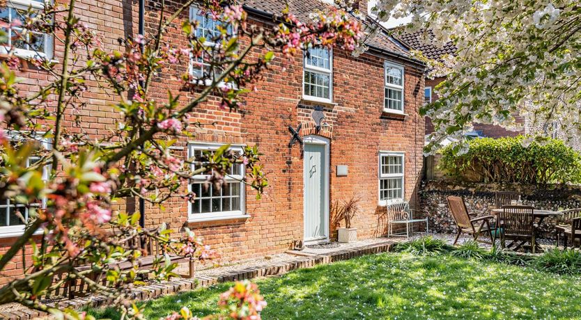 Photo of 2 Bed in Holt