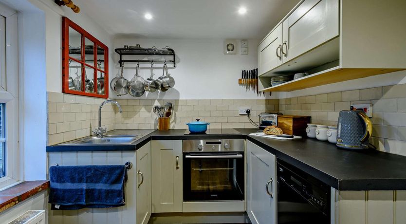 Photo of 2 Bed in Holt