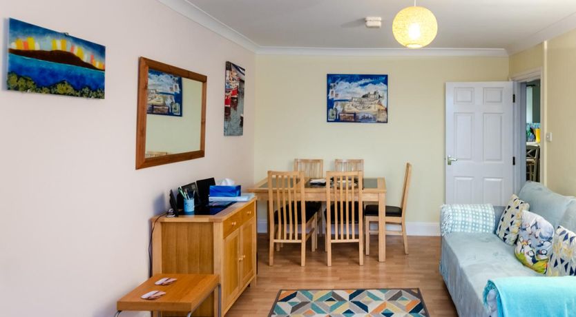 Photo of 1 Bed in Tenby