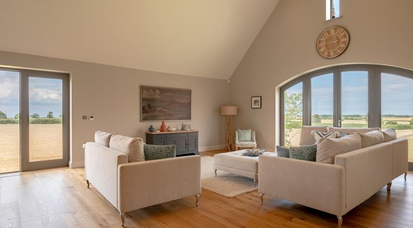 Photo of 4 Bed in Docking