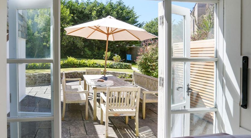 Photo of 4 Bed in Rock