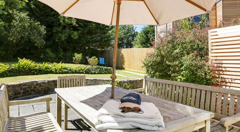 Photo of 4 Bed in Rock