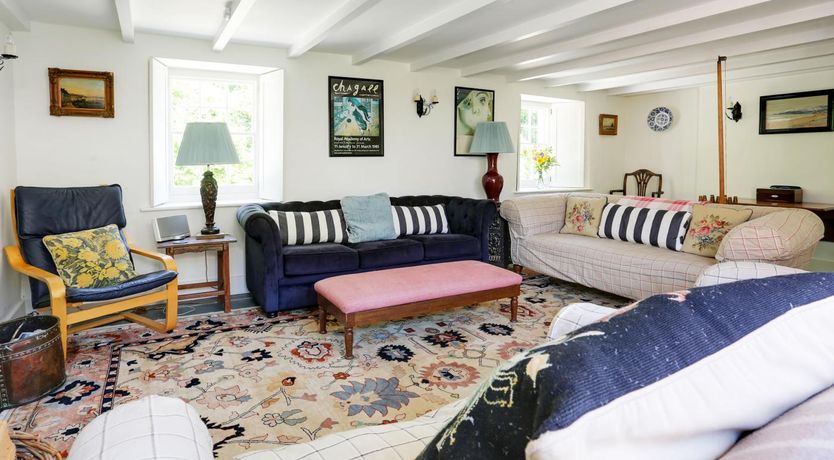 Photo of 4 Bed in Rock