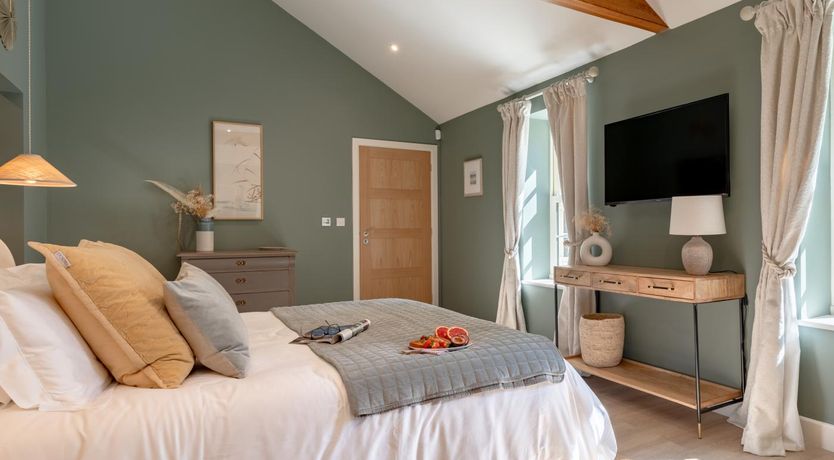 Photo of 4 Bed in Holt