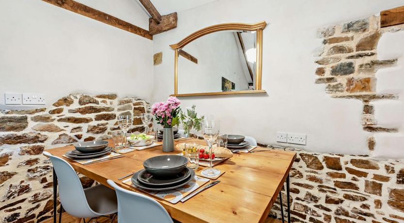 Photo of 2 Bed in Torrington