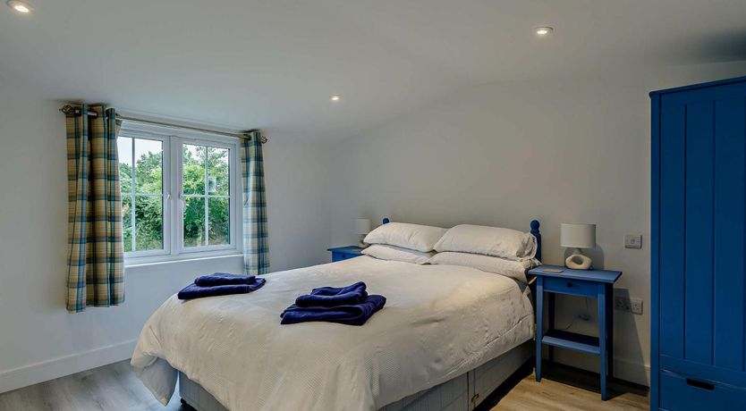 Photo of 1 Bed in Welcombe