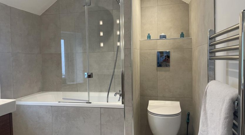 Photo of 3 Bed in Brixham