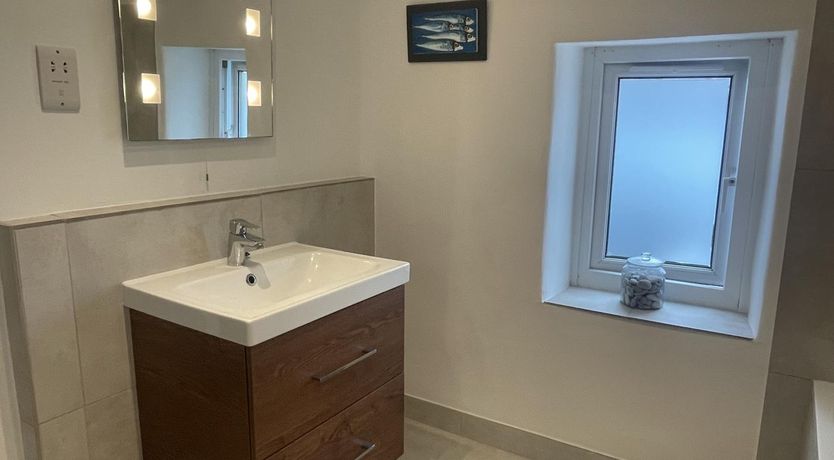 Photo of 3 Bed in Brixham