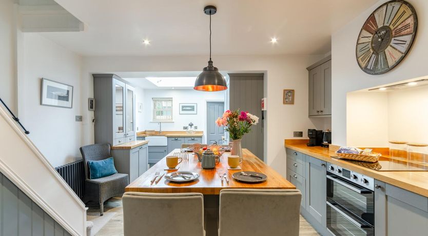 Photo of 2 Bed in Holt