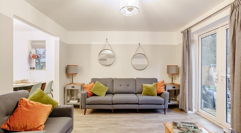 Photo of 2 Bed in Bampton
