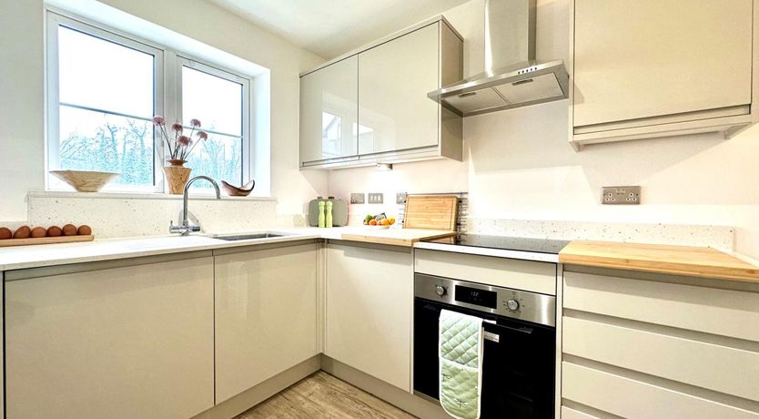 Photo of 2 Bed in Bampton