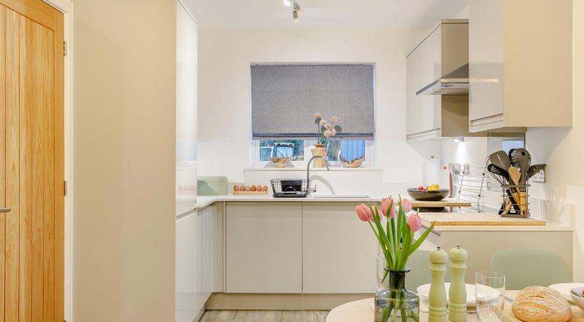 Photo of 2 Bed in Bampton