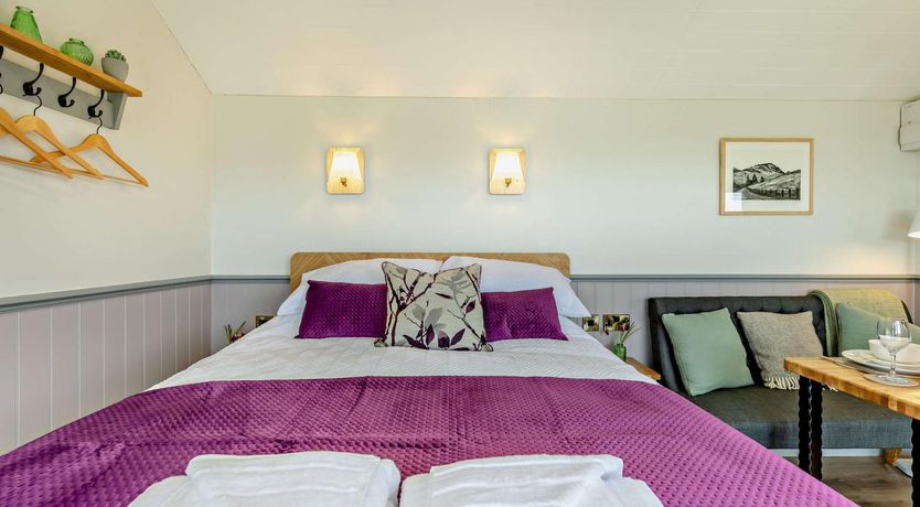 Photo of 1 Bed in Llangadfan