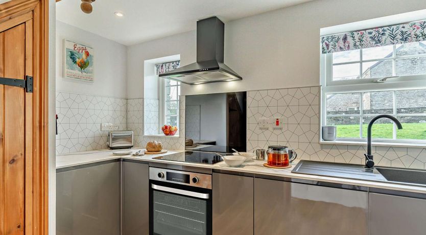 Photo of 2 Bed in St. Issey