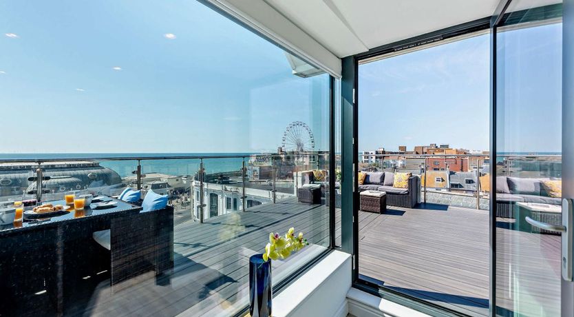 Photo of 2 Bed in Worthing