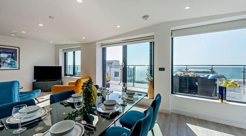 Photo of 2 Bed in Worthing
