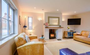 Photo of 4 Bed in Holt