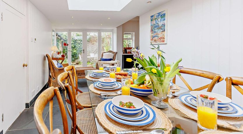 Photo of 5 Bed in Sedlescombe