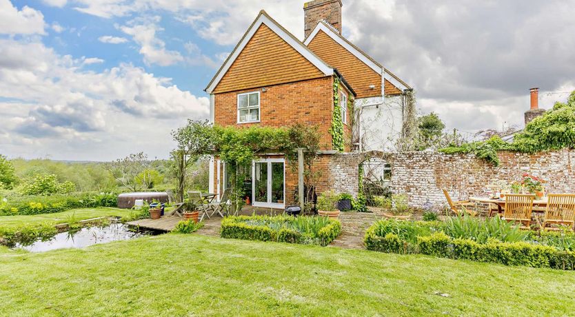Photo of 5 Bed in Sedlescombe