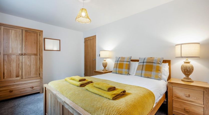 Photo of 2 Bed in St. Issey