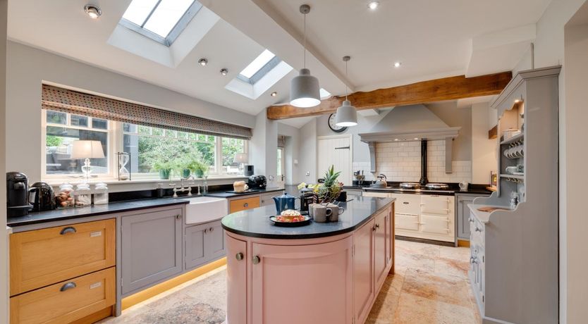 Photo of 5 Bed in Scalby