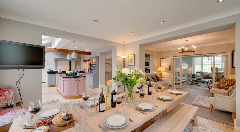 Photo of 5 Bed in Scalby