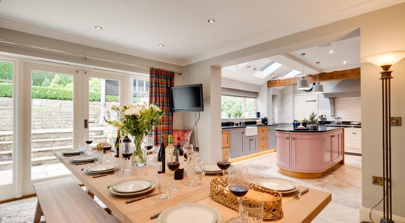 Photo of 5 Bed in Scalby