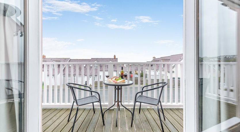 Photo of 3 Bed in Broad Haven