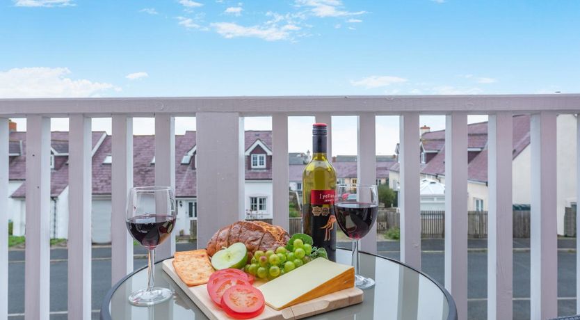 Photo of 3 Bed in Broad Haven