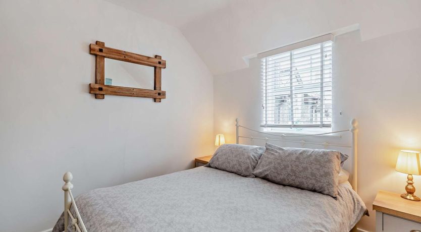 Photo of 2 Bed in Broad Haven