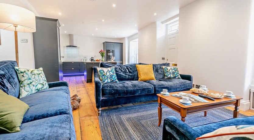 Photo of 4 Bed in Fowey