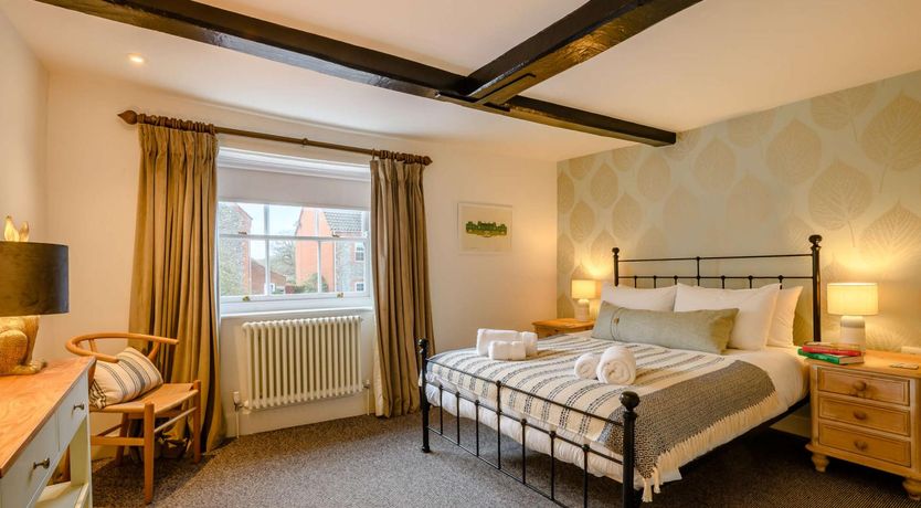 Photo of 2 Bed in Holt