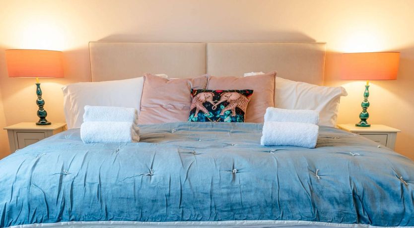 Photo of 10 Bed in Llanrhidian