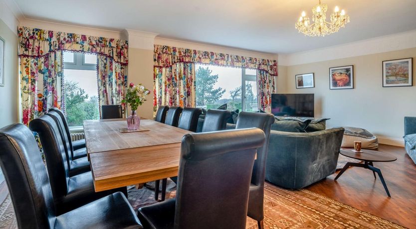 Photo of 10 Bed in Llanrhidian