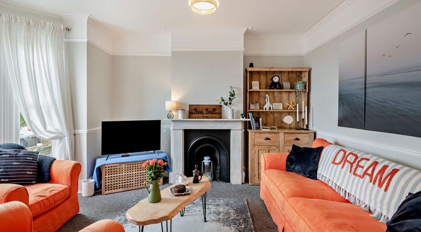 Photo of 3 Bed in Felixstowe